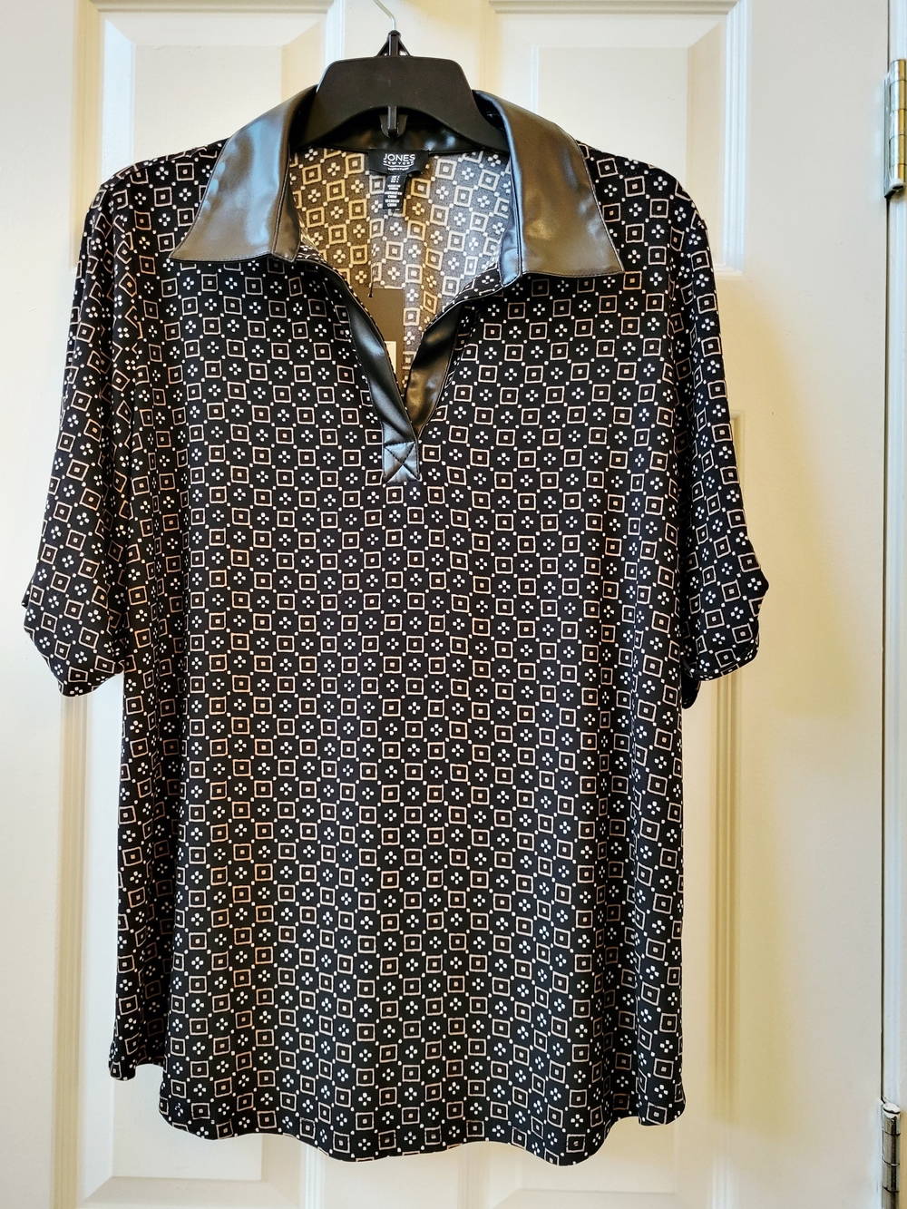 Jones New York Faux Leather Collar Short Sleeve Shirt Women's L Black Caramel
